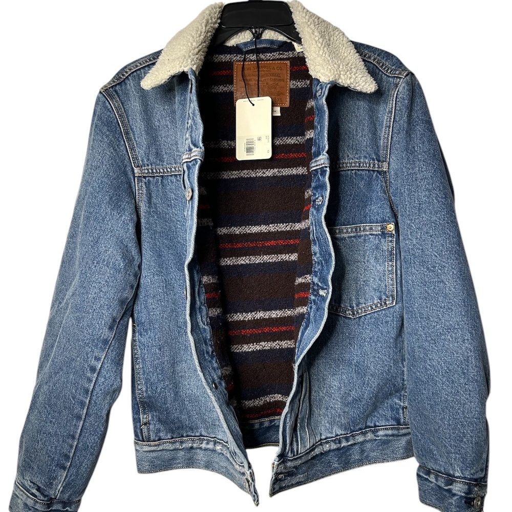 Levi's Sherpa Trucker Men's Jacket, Size XS.